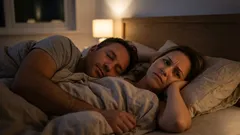 Proč ženy spí hůře vedle mužů – názor odborníka